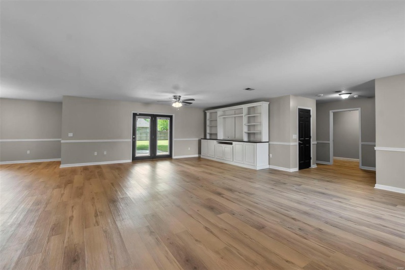 1703 Mallori Circle, Kennett, Missouri 63857, 3 Bedrooms Bedrooms, 10 Rooms Rooms,2 BathroomsBathrooms,Residential,For Sale,Mallori,MAR25027651