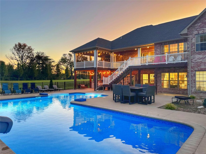 165 Kingsborough Court, Jackson, Missouri 63755, 6 Bedrooms Bedrooms, 8 Rooms Rooms,5 BathroomsBathrooms,Residential,For Sale,Kingsborough,MAR24063467