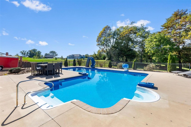 165 Kingsborough Court, Jackson, Missouri 63755, 6 Bedrooms Bedrooms, 8 Rooms Rooms,5 BathroomsBathrooms,Residential,For Sale,Kingsborough,MAR24063467