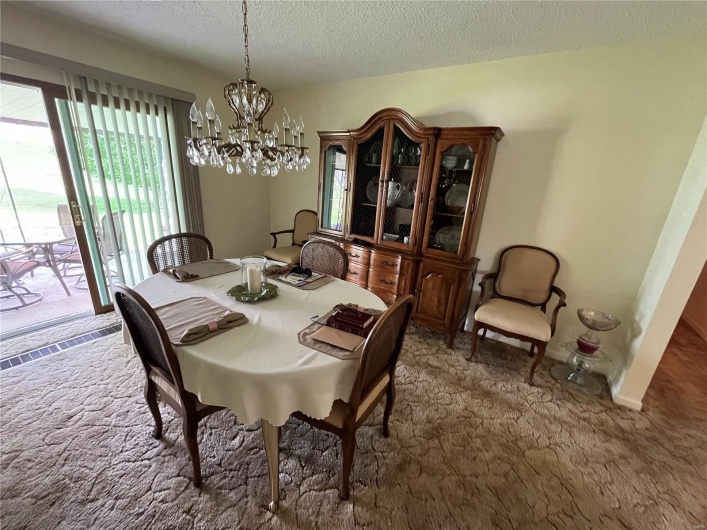 215 Lee St, Fredericktown, Missouri 63645, 3 Bedrooms Bedrooms, 14 Rooms Rooms,2 BathroomsBathrooms,Residential,For Sale,Lee St,MAR25027861