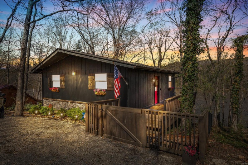 13224 Crow Lane, Ste Genevieve, Missouri 63670, 2 Bedrooms Bedrooms, 5 Rooms Rooms,1 BathroomBathrooms,Residential,For Sale,Crow,MAR25023566