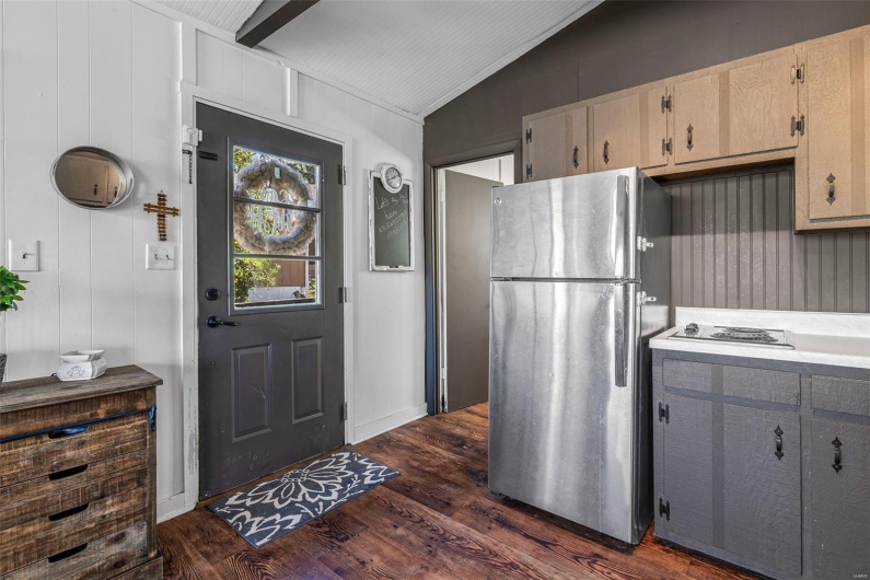13224 Crow Lane, Ste Genevieve, Missouri 63670, 2 Bedrooms Bedrooms, 5 Rooms Rooms,1 BathroomBathrooms,Residential,For Sale,Crow,MAR25023566