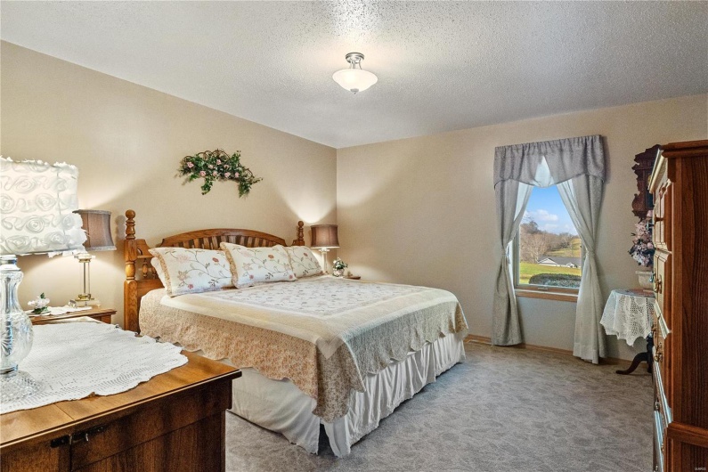 253 Sapphire Lane, Jackson, Missouri 63755, 4 Bedrooms Bedrooms, 7 Rooms Rooms,3 BathroomsBathrooms,Residential,For Sale,Sapphire Lane,MAR25000060