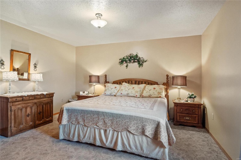 253 Sapphire Lane, Jackson, Missouri 63755, 4 Bedrooms Bedrooms, 7 Rooms Rooms,3 BathroomsBathrooms,Residential,For Sale,Sapphire Lane,MAR25000060