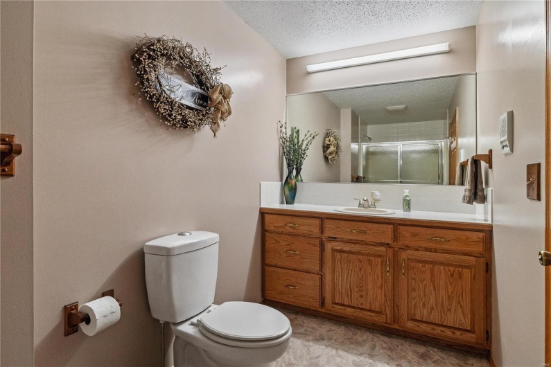 253 Sapphire Lane, Jackson, Missouri 63755, 4 Bedrooms Bedrooms, 7 Rooms Rooms,3 BathroomsBathrooms,Residential,For Sale,Sapphire Lane,MAR25000060
