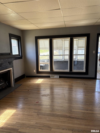 920 12TH Street, Herrin, Illinois 62948, 3 Bedrooms Bedrooms, 0 ,1 BathroomBathrooms,Residential,For Sale,12TH,0,RMAEB457712