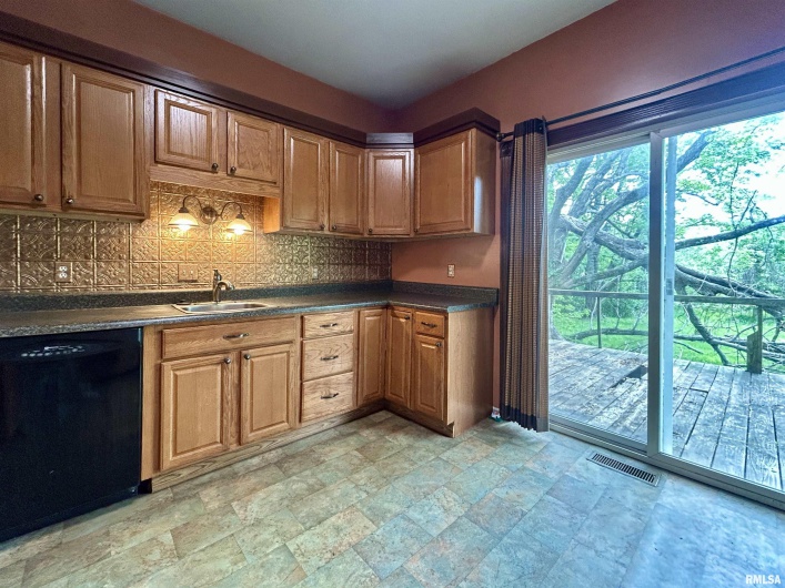 298 CEDAR CREEK Road, Makanda, Illinois 62958, 3 Bedrooms Bedrooms, 0 ,1 BathroomBathrooms,Residential,For Sale,CEDAR CREEK,0,RMAEB457715