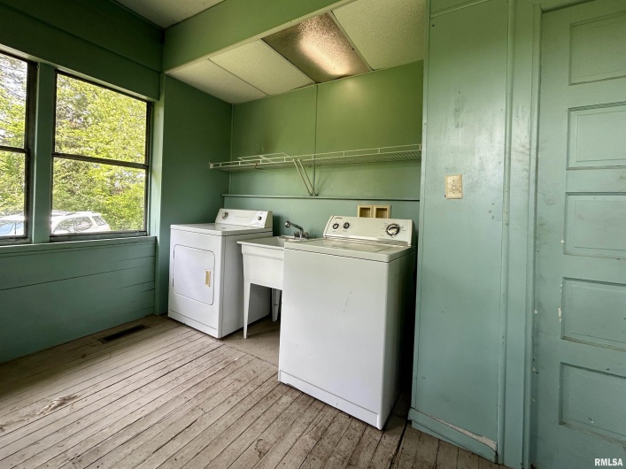 298 CEDAR CREEK Road, Makanda, Illinois 62958, 3 Bedrooms Bedrooms, 0 ,1 BathroomBathrooms,Residential,For Sale,CEDAR CREEK,0,RMAEB457715