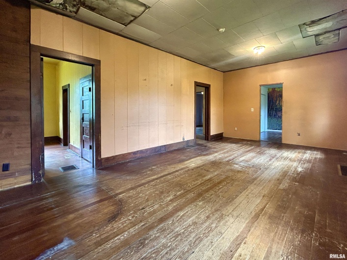 298 CEDAR CREEK Road, Makanda, Illinois 62958, 3 Bedrooms Bedrooms, 0 ,1 BathroomBathrooms,Residential,For Sale,CEDAR CREEK,0,RMAEB457715