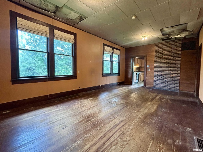 298 CEDAR CREEK Road, Makanda, Illinois 62958, 3 Bedrooms Bedrooms, 0 ,1 BathroomBathrooms,Residential,For Sale,CEDAR CREEK,0,RMAEB457715