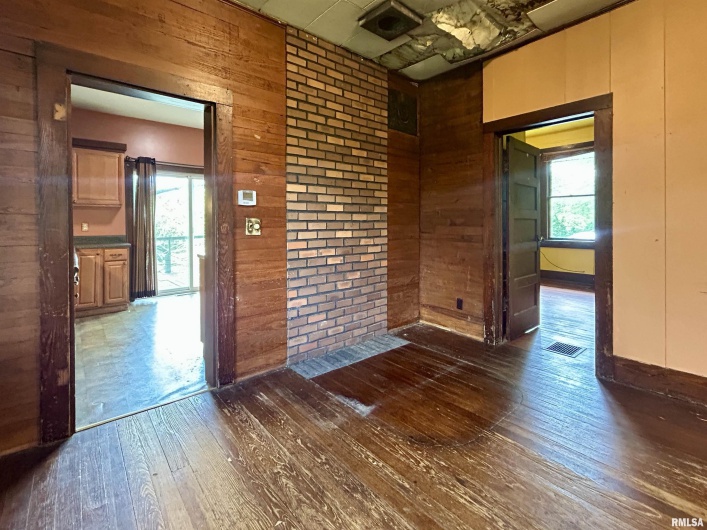 298 CEDAR CREEK Road, Makanda, Illinois 62958, 3 Bedrooms Bedrooms, 0 ,1 BathroomBathrooms,Residential,For Sale,CEDAR CREEK,0,RMAEB457715