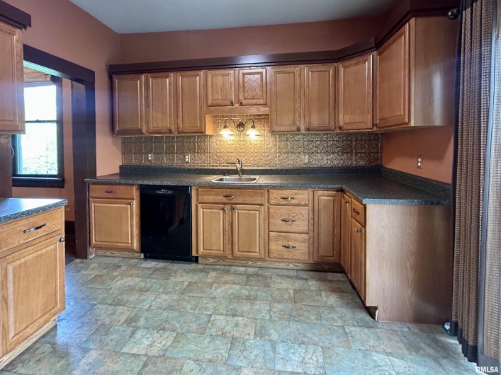 298 CEDAR CREEK Road, Makanda, Illinois 62958, 3 Bedrooms Bedrooms, 0 ,1 BathroomBathrooms,Residential,For Sale,CEDAR CREEK,0,RMAEB457715