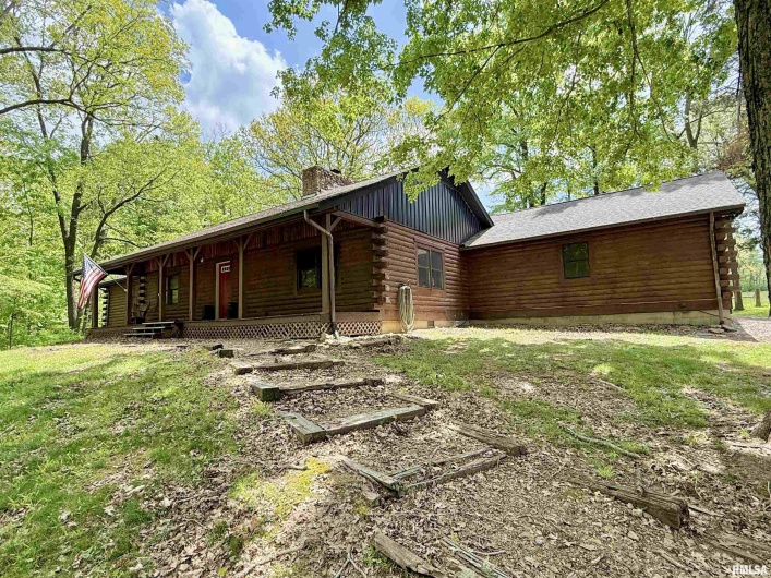 2560 IL-146 Road, Vienna, Illinois 62995, 3 Bedrooms Bedrooms, 0 ,2 BathroomsBathrooms,Residential,For Sale,IL-146,0,RMAEB457718