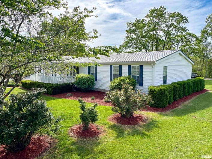 110 COX Lane, Dongola, Illinois 62926, 4 Bedrooms Bedrooms, 0 ,2 BathroomsBathrooms,Residential,For Sale,COX,0,RMAEB457717