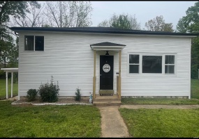 312 Newberry Street, Fredericktown, Missouri 63645, 4 Bedrooms Bedrooms, 8 Rooms Rooms,2 BathroomsBathrooms,Residential,For Sale,Newberry,MAR25027573