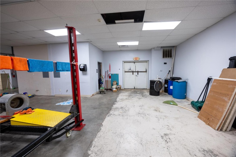 4854 Us Highway 67, Farmington, Missouri 63640, ,Commercial Sale,For Sale,Us Highway 67,MAR25027948