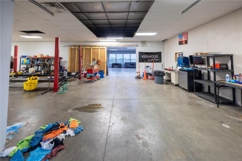 4854 Us Highway 67, Farmington, Missouri 63640, ,Commercial Sale,For Sale,Us Highway 67,MAR25027948
