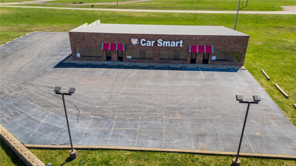 4854 Us Highway 67, Farmington, Missouri 63640, ,Commercial Sale,For Sale,Us Highway 67,MAR25027948