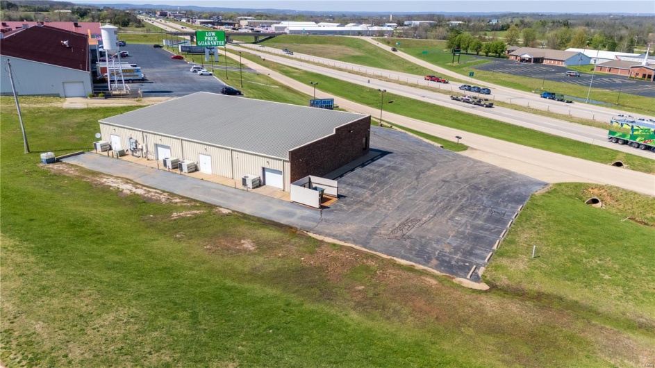 4854 Us Highway 67, Farmington, Missouri 63640, ,Commercial Sale,For Sale,Us Highway 67,MAR25027948