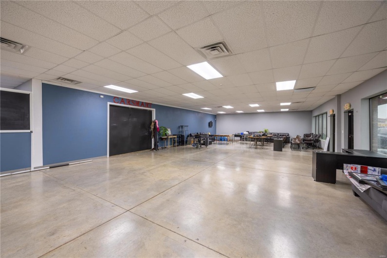 4854 Us Highway 67, Farmington, Missouri 63640, ,Commercial Sale,For Sale,Us Highway 67,MAR25027948