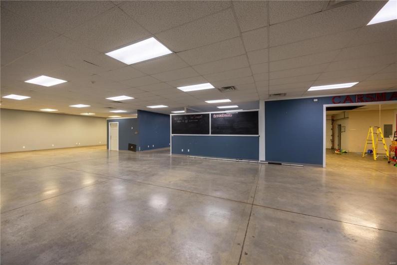 4854 Us Highway 67, Farmington, Missouri 63640, ,Commercial Sale,For Sale,Us Highway 67,MAR25027948