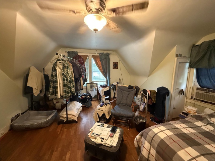 420 Cape Rock Drive, Cape Girardeau, Missouri 63701, 3 Bedrooms Bedrooms, 7 Rooms Rooms,2 BathroomsBathrooms,Residential,For Sale,Cape Rock,MAR25026830