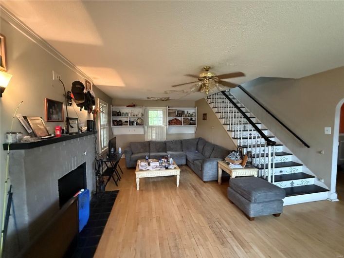 420 Cape Rock Drive, Cape Girardeau, Missouri 63701, 3 Bedrooms Bedrooms, 7 Rooms Rooms,2 BathroomsBathrooms,Residential,For Sale,Cape Rock,MAR25026830
