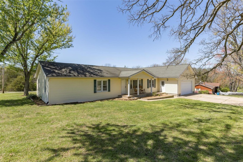 5411 Hillsboro Road, Farmington, Missouri 63640, 4 Bedrooms Bedrooms, 8 Rooms Rooms,2 BathroomsBathrooms,Residential,For Sale,Hillsboro,MAR25023482