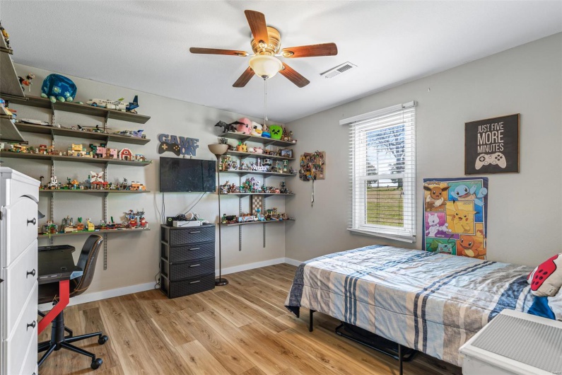 5411 Hillsboro Road, Farmington, Missouri 63640, 4 Bedrooms Bedrooms, 8 Rooms Rooms,2 BathroomsBathrooms,Residential,For Sale,Hillsboro,MAR25023482