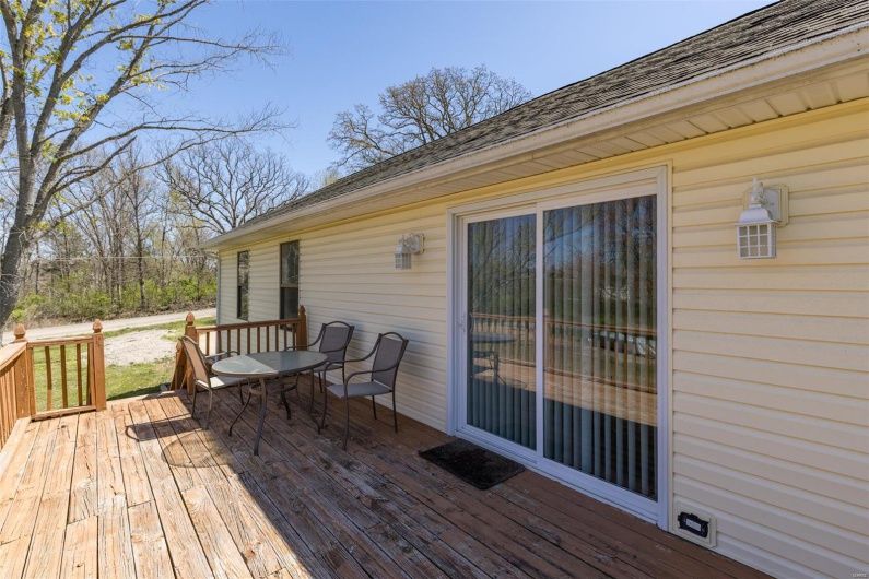 5411 Hillsboro Road, Farmington, Missouri 63640, 4 Bedrooms Bedrooms, 8 Rooms Rooms,2 BathroomsBathrooms,Residential,For Sale,Hillsboro,MAR25023482