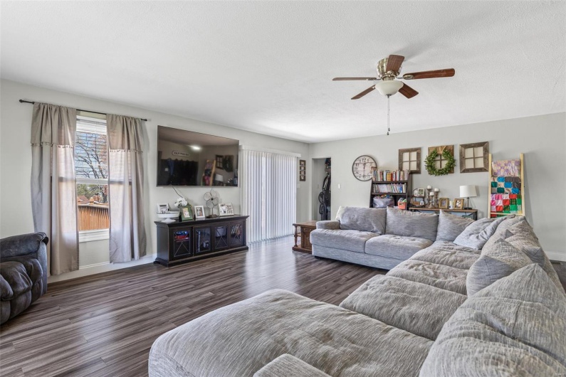 5411 Hillsboro Road, Farmington, Missouri 63640, 4 Bedrooms Bedrooms, 8 Rooms Rooms,2 BathroomsBathrooms,Residential,For Sale,Hillsboro,MAR25023482