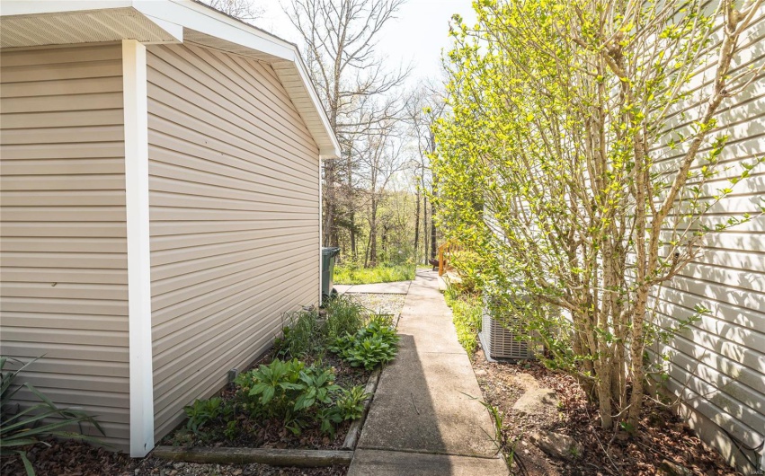 View of side of home