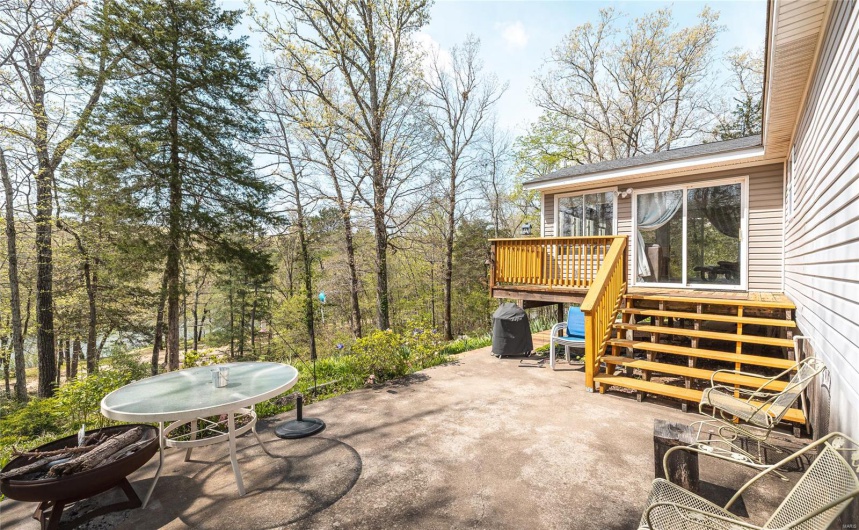 View of patio / terrace featuring a wooden deck