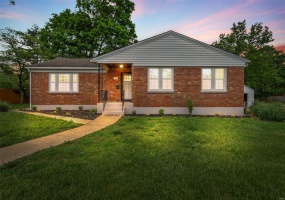 614 Stam Street, Farmington, Missouri 63640, 4 Bedrooms Bedrooms, 10 Rooms Rooms,3 BathroomsBathrooms,Residential,For Sale,Stam,MAR25027451