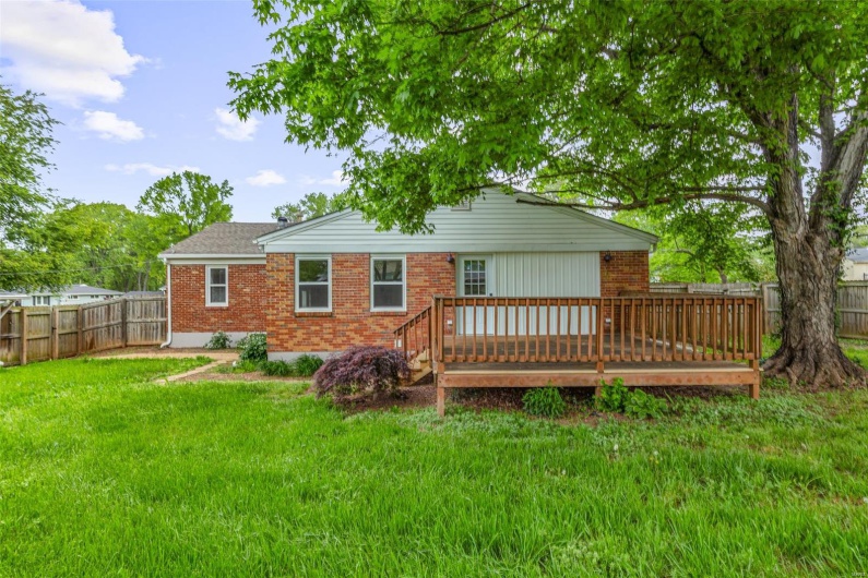 614 Stam Street, Farmington, Missouri 63640, 4 Bedrooms Bedrooms, 10 Rooms Rooms,3 BathroomsBathrooms,Residential,For Sale,Stam,MAR25027451