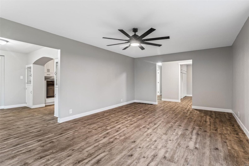 614 Stam Street, Farmington, Missouri 63640, 4 Bedrooms Bedrooms, 10 Rooms Rooms,3 BathroomsBathrooms,Residential,For Sale,Stam,MAR25027451