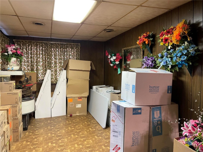 227 N. Main St., Piedmont, Missouri 63957, ,Commercial Sale,For Sale,N. Main St.,MAR24002923