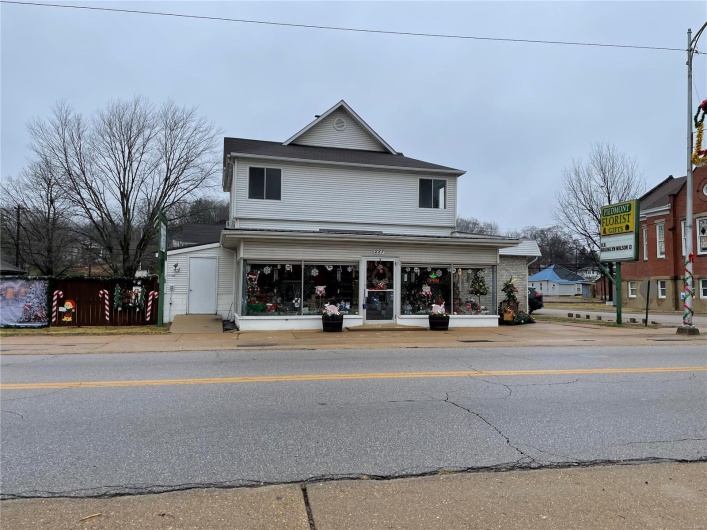227 N. Main St., Piedmont, Missouri 63957, ,Commercial Sale,For Sale,N. Main St.,MAR24002923