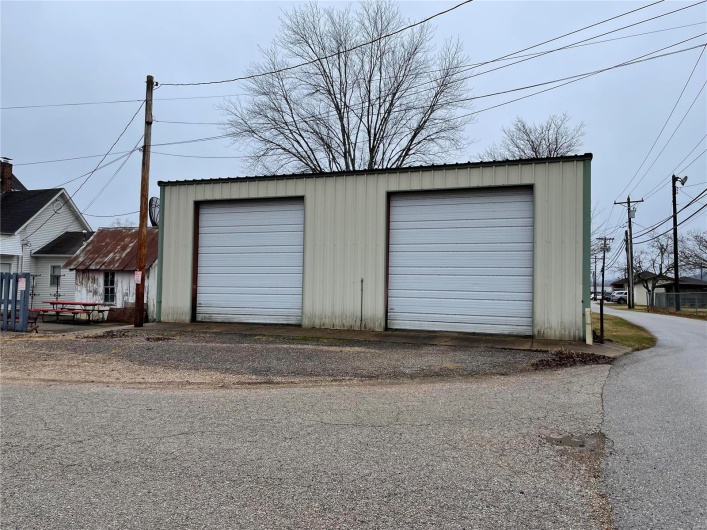 227 N. Main St., Piedmont, Missouri 63957, ,Commercial Sale,For Sale,N. Main St.,MAR24002923