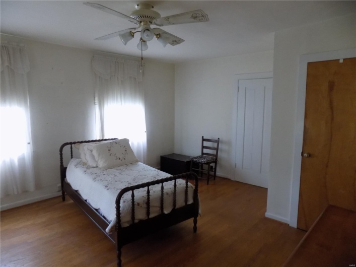 525 Russellville Road, Arcadia, Missouri 63621, 4 Bedrooms Bedrooms, 9 Rooms Rooms,1 BathroomBathrooms,Residential,For Sale,Russellville,MAR25028344
