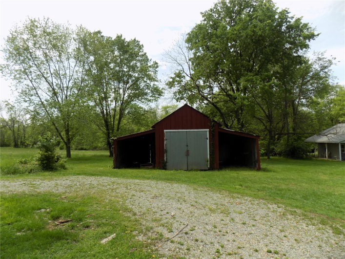 525 Russellville Road, Arcadia, Missouri 63621, 4 Bedrooms Bedrooms, 9 Rooms Rooms,1 BathroomBathrooms,Residential,For Sale,Russellville,MAR25028344
