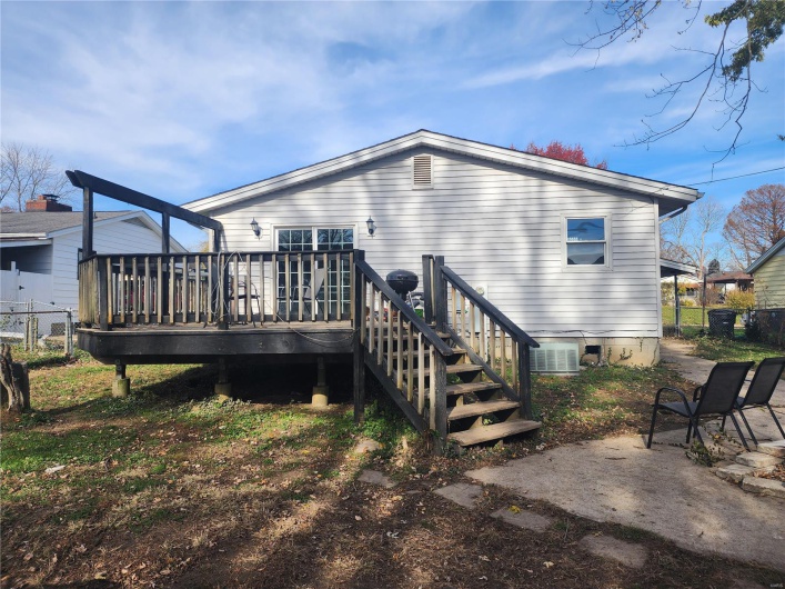 1825 Montgomery Street, Cape Girardeau, Missouri 63703, 3 Bedrooms Bedrooms, 7 Rooms Rooms,2 BathroomsBathrooms,Residential,For Sale,Montgomery,MAR24073958