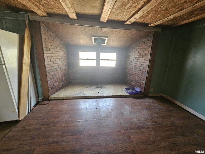 77 Violet Valley Road, Makanda, Illinois 62958, 4 Bedrooms Bedrooms, 0 ,2 BathroomsBathrooms,Manufactured In Park,For Sale,Violet Valley,0,RMAEB457735