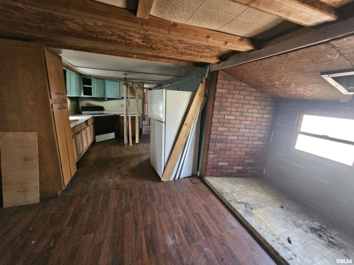 77 Violet Valley Road, Makanda, Illinois 62958, 4 Bedrooms Bedrooms, 0 ,2 BathroomsBathrooms,Manufactured In Park,For Sale,Violet Valley,0,RMAEB457735