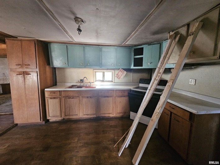 77 Violet Valley Road, Makanda, Illinois 62958, 4 Bedrooms Bedrooms, 0 ,2 BathroomsBathrooms,Manufactured In Park,For Sale,Violet Valley,0,RMAEB457735