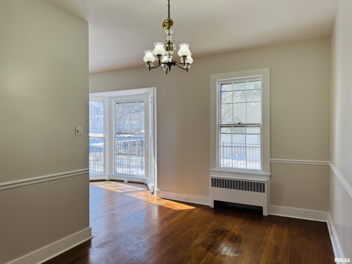 405 MAIN Street, Anna, Illinois 62906-0000, 3 Bedrooms Bedrooms, 0 ,2 BathroomsBathrooms,Residential,For Sale,MAIN,0,RMAEB456427