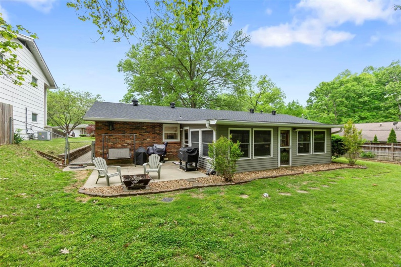 2026 Robinhood Circle, Cape Girardeau, Missouri 63701, 3 Bedrooms Bedrooms, 6 Rooms Rooms,3 BathroomsBathrooms,Residential,For Sale,Robinhood,MAR25028234