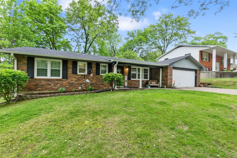 2026 Robinhood Circle, Cape Girardeau, Missouri 63701, 3 Bedrooms Bedrooms, 6 Rooms Rooms,3 BathroomsBathrooms,Residential,For Sale,Robinhood,MAR25028234