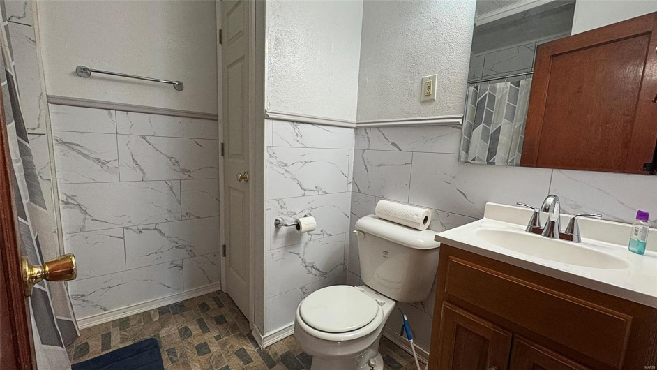 787 Memorial Drive, Ste Genevieve, Missouri 63670, 2 Bedrooms Bedrooms, 6 Rooms Rooms,1 BathroomBathrooms,Residential Lease,For Sale,Memorial,MAR25028424