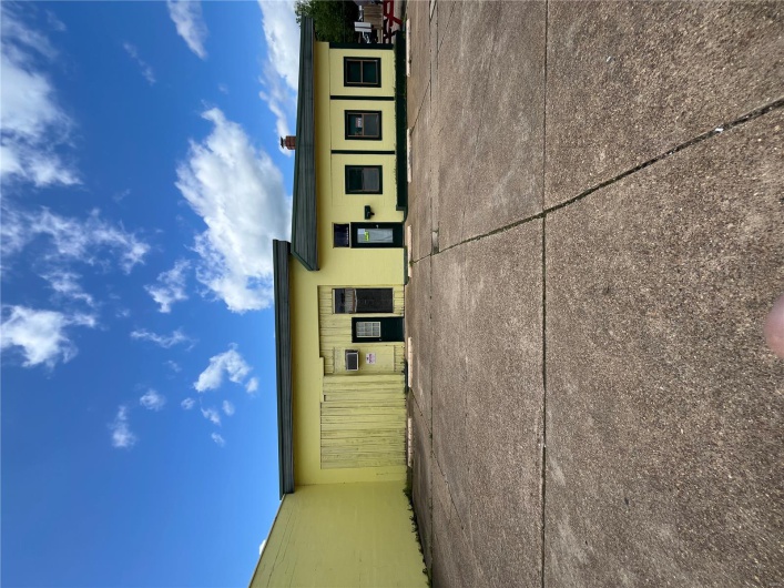 127 Main, Piedmont, Missouri 63957, ,Commercial Sale,For Sale,Main,MAR25028299